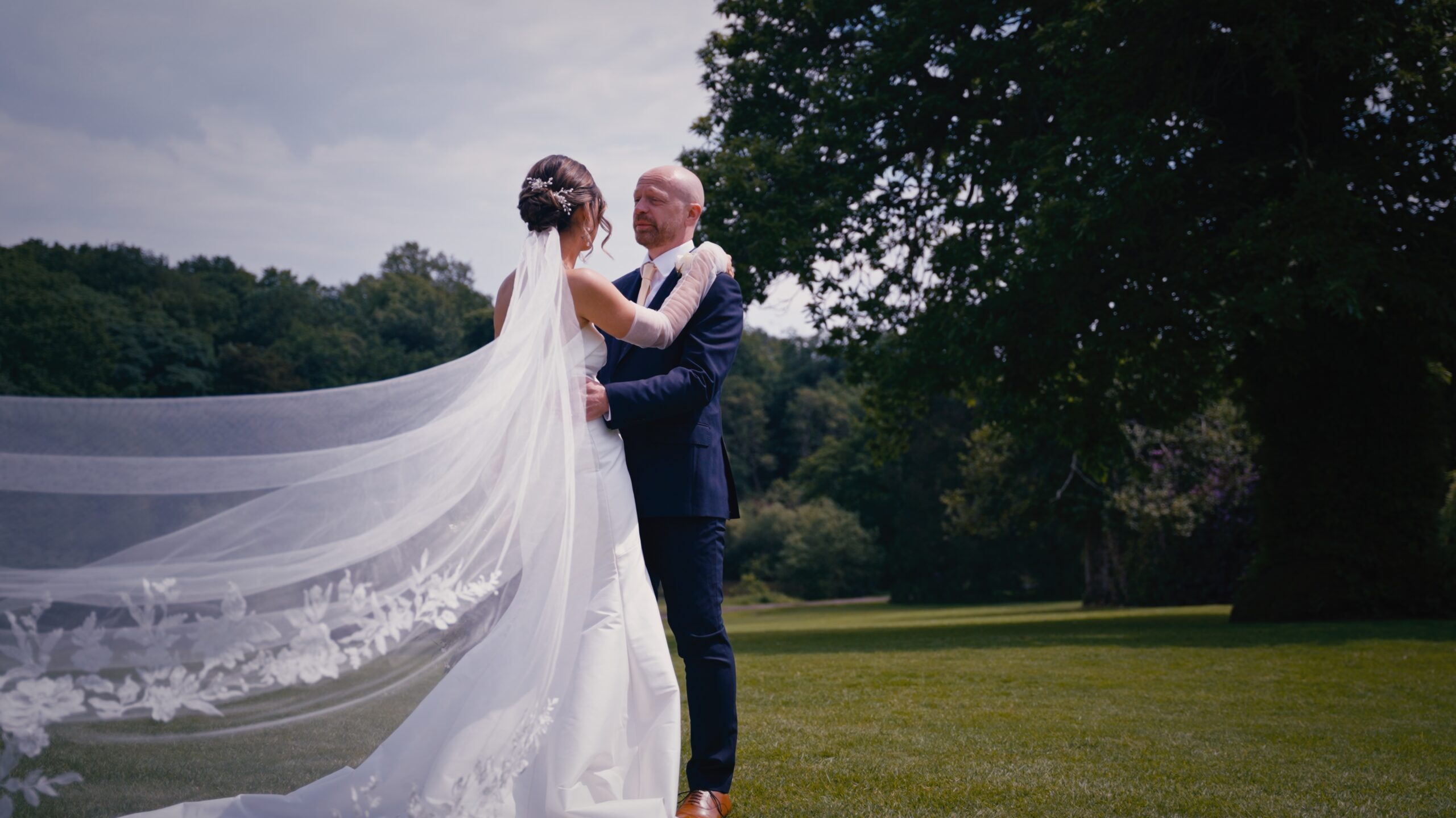 Wedding Videographer Keele Hal Documentary Staffordshire-Film